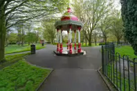 THE RUSSELL MEMORIAL FOUNTAIN [THIS IS A FAVOURITE OF MINE]-244589-1