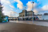 BROADSTONE LUAS TRAM STOP [BROADSTONE PLAZA INCLUDING THE BUA COFFEE KIOSK]-245516-1