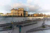 BROADSTONE LUAS TRAM STOP [BROADSTONE PLAZA INCLUDING THE BUA COFFEE KIOSK]-245543-1