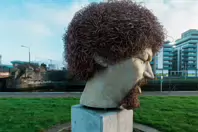 LUKE KELLY AT GUILD STREET [THE BIG IRISH HEAD ON HIM]-245854-1