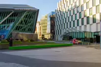 GRAND CANAL SQUARE [AN ATTRACTIVE PUBLIC SPACE THAT YOU MUST VISIT]-244820-1