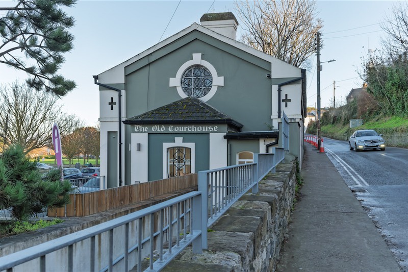 ABOUT THE VILLAGE OF HOWTH