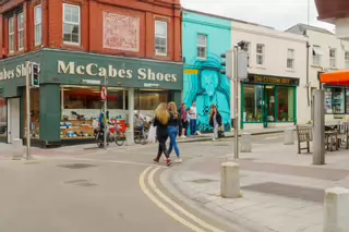 DUN LAOGHAIRE ANSEO MURAL WALKING TOUR [23 JULY 2024]-237060-1