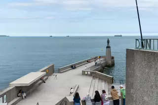 ROGER CASEMENT STATUE [DUN LAOGHAIRE BATHS 23 JULY 2024]-237106-1