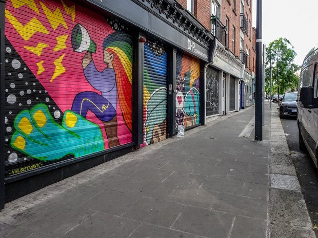 FRANCIS STREET Francis Street in Dublin has a vibrant history of street art, with a noticeable shift towards more "commercial" or...