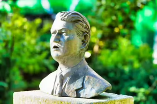 MICHAEL COLLINS BY DICK JOYNT [MERRION SQUARE PARK MAY 2024]-232852-1