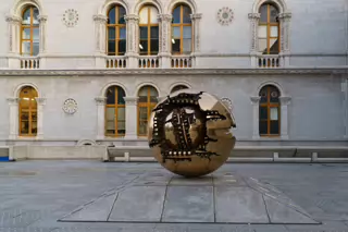 SCULPTURE BY ARNALDO POMODORO [AND THE RENAMING OF THE BERKELEY LIBRARY]-233979-1