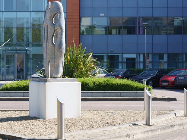 BY PAT LOUGHRAN This striking sculpture, titled "Meeting", was created by Irish artist Pat Loughran. Selected from the final year of...