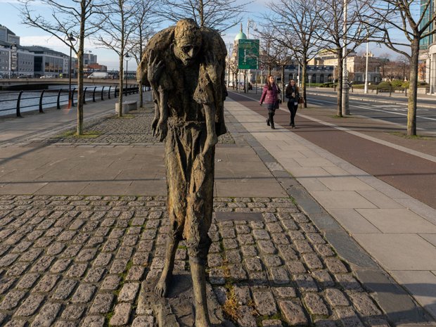 FAMINE MEMORIAL