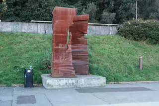 THE WANDERER [A SCULPTURE BY RALF SANDER AT ST DOMINICK'S BRIDGE IN DROGHEDA]-224143-1