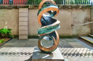 DOUBLE HELIX SCULPTURE BY BRIAN KING [A GIFT FROM DR BEATE SCHULER]-219321-1