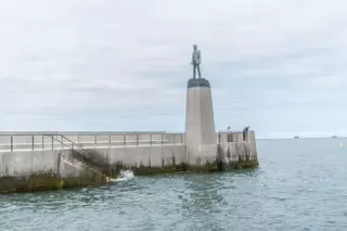 ROGER CASEMENT STATUE [DUN LAOGHAIRE BATHS 23 JULY 2024]-237119-1