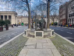 THE THOMAS DAVIS STATUE AND MEMORIAL FOUNTAIN [AND WHEN I GOT THERE THE WATER FEATURE WAS DRY]-229467-1