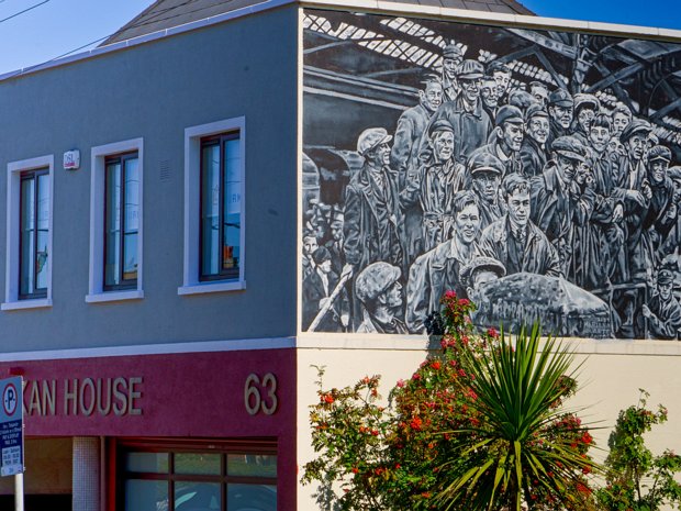 MURAL ON YORK ROAD There is a mural on York Road in Dún Laoghaire by Mariana Duarte Santos. This mural was created as part of the Dún...