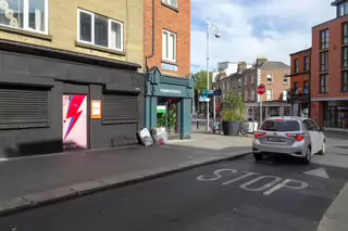 THERE IS STILL SOME STREET ART ON FRANCIS STREET [FRIDAY 19 JULY 2024]-236792-1