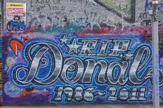 IT IS A CRIMINAL OFFENCE TO GRAFFITI THE WALLS [NO ONE PAID ANY ATTENTION - DID THEY] X-234720-1 IT IS A CRIMINAL OFFENCE TO GRAFFITI THE WALLS