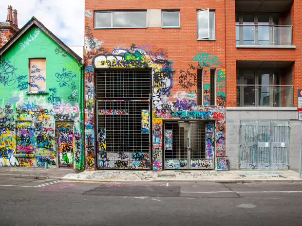 THE WALL IN 2008