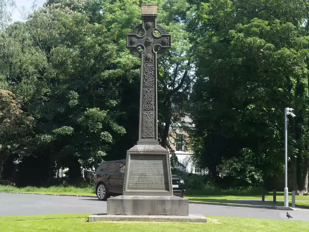 MORE ABOUT THIS MEMORIAL