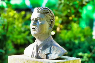 MICHAEL COLLINS BY DICK JOYNT [MERRION SQUARE PARK MAY 2024]-232852-1