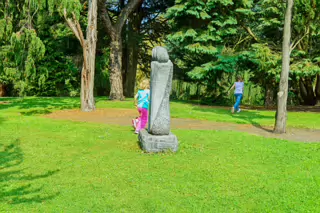 NOMADIC FAMILY BY BLESSING SANYANGA [SCULPTURE IN CONTEXT 2014]-235063-1