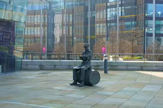 THE ULSTER BREWER OR THE BARREL MAN [WATERFRONT AREA IN BELFAST CITY]-233454-1