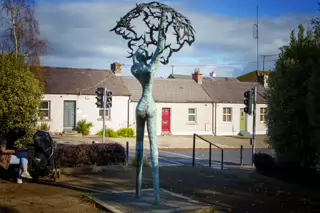 THIS BRONZE SCULPTURE IS IN CORNELSCOURT VILLAGE [IT HAS TAKEN ME YEARS TO FIND ANY INFORMATION RELATING TO IT]-242740-1