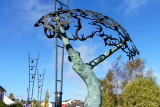 THIS BRONZE SCULPTURE IS IN CORNELSCOURT VILLAGE [IT HAS TAKEN ME YEARS TO FIND ANY INFORMATION RELATING TO IT]-242742-1