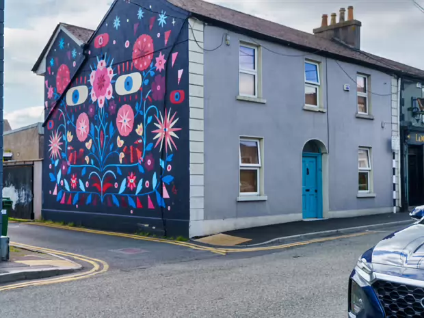 URBAN EXPRESSION
