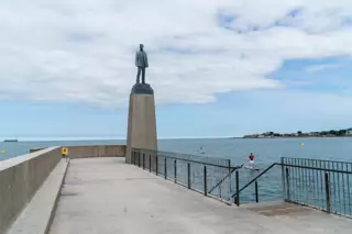 ROGER CASEMENT STATUE [DUN LAOGHAIRE BATHS 23 JULY 2024]-237118-1