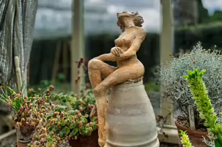LOVELY DAY BY MARTY MEINARDI [SCULPTURE IN CONTEXT 2016 REF 103]-265656
