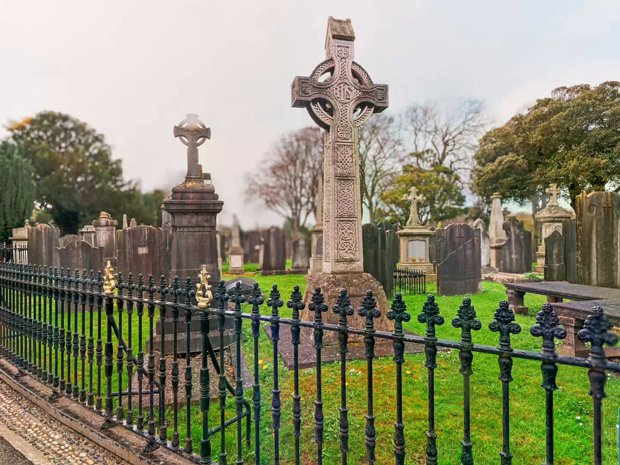 MORE ABOUT GLASNEVIN CEMETERY SELECT AN IMAGE TO VIEW SLIDESHOWS