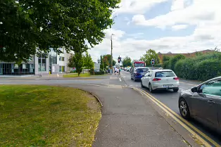 STATION ROAD IN NEWBRIDGE [PHOTOGRAPHED 14 AUGUST 2024]-238775-1