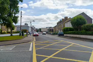 STATION ROAD IN NEWBRIDGE [PHOTOGRAPHED 14 AUGUST 2024]-238783-1