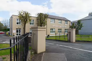 STATION ROAD IN NEWBRIDGE [PHOTOGRAPHED 14 AUGUST 2024]-238785-1