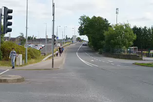 STATION ROAD IN NEWBRIDGE [PHOTOGRAPHED 14 AUGUST 2024]-238790-1