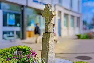 BLACKROCK MARKET CROSS [ON MAIN STREET IN BLACKROCK VILLAGE]-238407-1