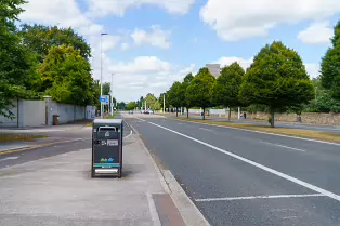 BUS STOP 2068 [STILLORGAN ROAD]-238483-1