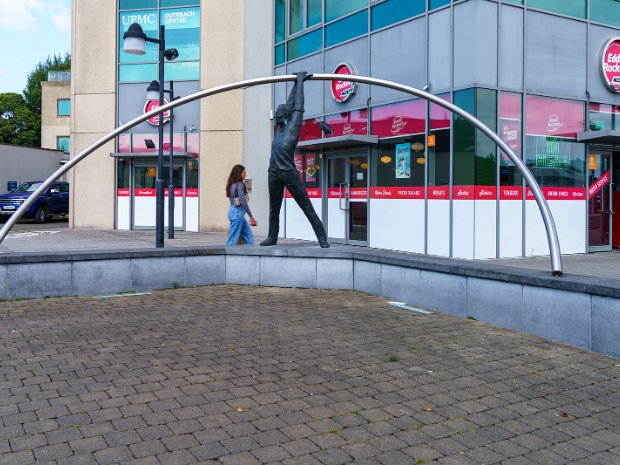 LEANING MAN