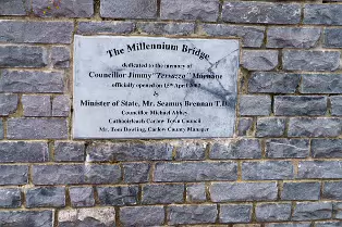 THE MILLENNIUM BRIDGE IN CARLOW [A MODERN LINK ACROSS THE BARROW]-239516-1