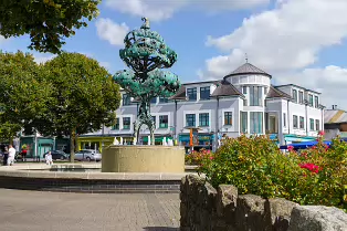 COMMEMORATING THE 1798 REBELLION IN CARLOW [THE LIBERTY TREE SCULPTURE]-239558-1