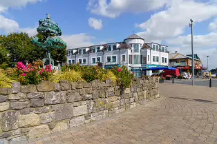 COMMEMORATING THE 1798 REBELLION IN CARLOW [THE LIBERTY TREE SCULPTURE]-239559-1