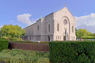 OUR LADY QUEEN OF PEACE [MERRION ROAD IN DUBLIN]-239442-1