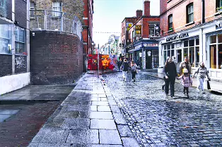 TEMPLE BAR WAS VERY COLOURFUL TODAY [IMMEDIATELY AFTER SOME REALLY INTENSE RAIN]-239044-1
