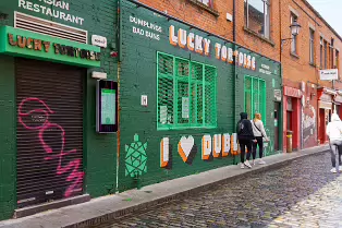 TEMPLE BAR WAS VERY COLOURFUL TODAY [IMMEDIATELY AFTER SOME REALLY INTENSE RAIN]-239052-1