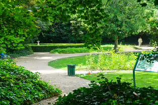 IVEAGH GARDENS OFTEN DESCRIBED AS A HIDDEN GEM OR SECRET GARDEN [I WAS SURPRISED TO SEE A HERON]-238175-1 IVEAGH GARDENS OFTEN DESCRIBED AS A HIDDEN GEM OR SECRET GARDEN