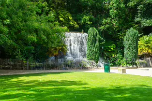 IVEAGH GARDENS OFTEN DESCRIBED AS A HIDDEN GEM OR SECRET GARDEN [I WAS SURPRISED TO SEE A HERON]-238190-1 IVEAGH GARDENS OFTEN DESCRIBED AS A HIDDEN GEM OR SECRET GARDEN
