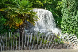 IVEAGH GARDENS OFTEN DESCRIBED AS A HIDDEN GEM OR SECRET GARDEN [I WAS SURPRISED TO SEE A HERON]-238192-1 IVEAGH GARDENS OFTEN DESCRIBED AS A HIDDEN GEM OR SECRET GARDEN