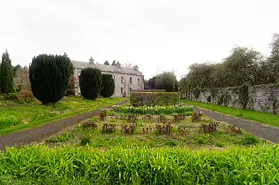 ST PATRICK'S COLLEGE IN MAYNOOTH [COUNTY KILDARE]-223072-1