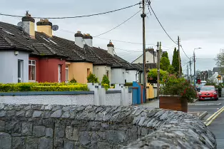 MY SECOND VISIT TO PALMERSTOWN VILLAGE [I NEED MORE INFORMATION ABOUT REDCOWFARM]-232524-1
