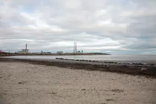 SANDYMOUNT STRAND AS IT WAS IN 2008 [AVOID THE END NEAREST MERRION STRAND EVEN NOW IN 2024]-235978-1